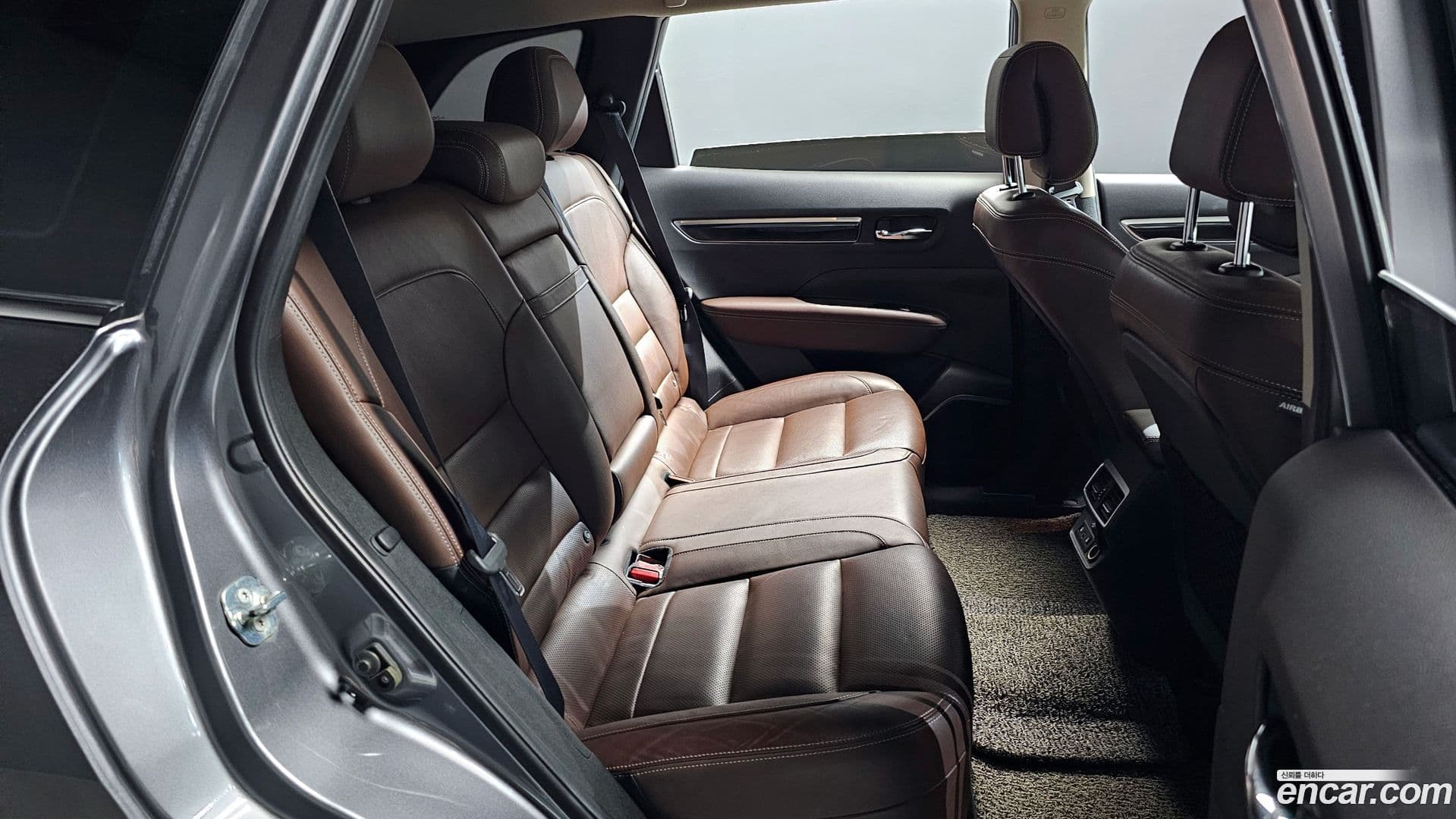 Main__Slider__Photo:QM6 Renault-KoreaSamsung 2017.7-11