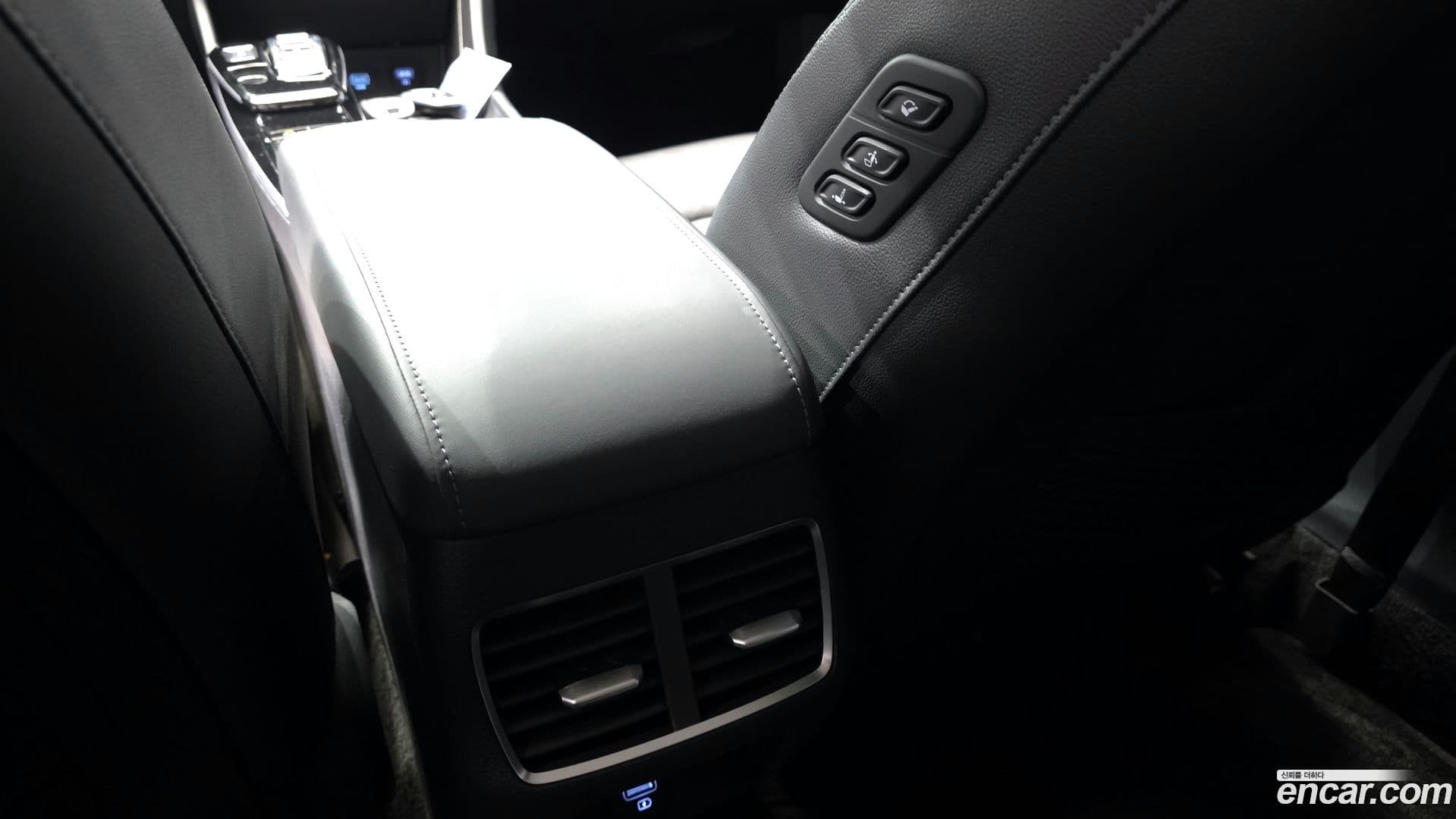 Main__Slider__Photo:Sonata Hyundai 2022.3-18