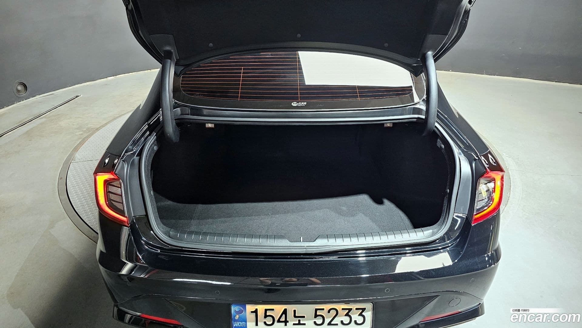 Main__Slider__Photo:Sonata Hyundai 2022.3-19