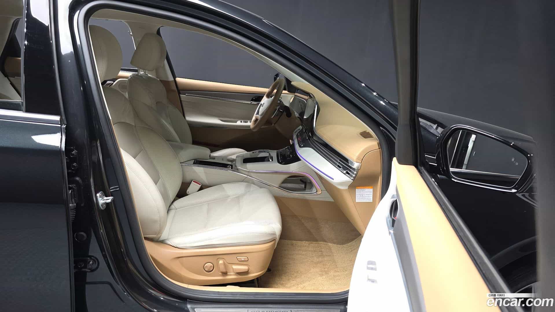 Grandeur Hyundai 2020.9-OPTION-015