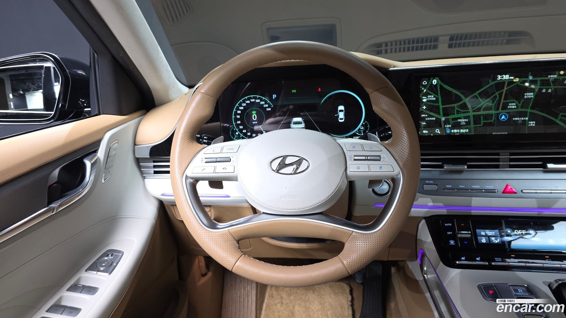 Main__Slider__Photo:Grandeur Hyundai 2020.9-12