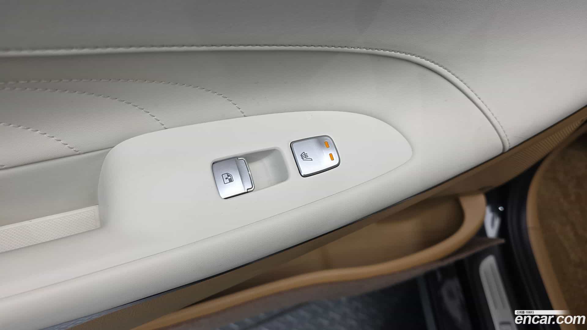 Grandeur Hyundai 2020.9-OPTION-023