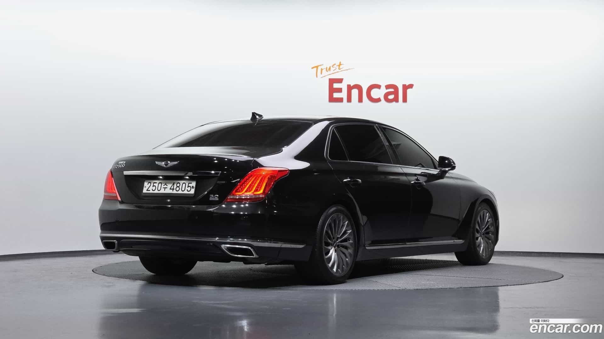 EQ900 Genesis 2017.4-OUTER-002