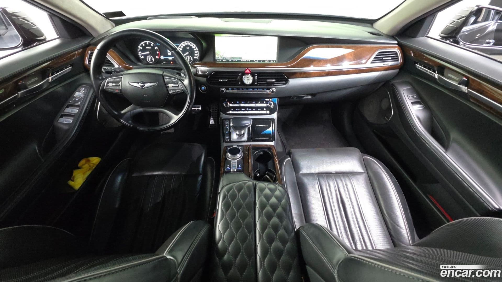 Main__Slider__Photo:EQ900 Genesis 2017.4-6