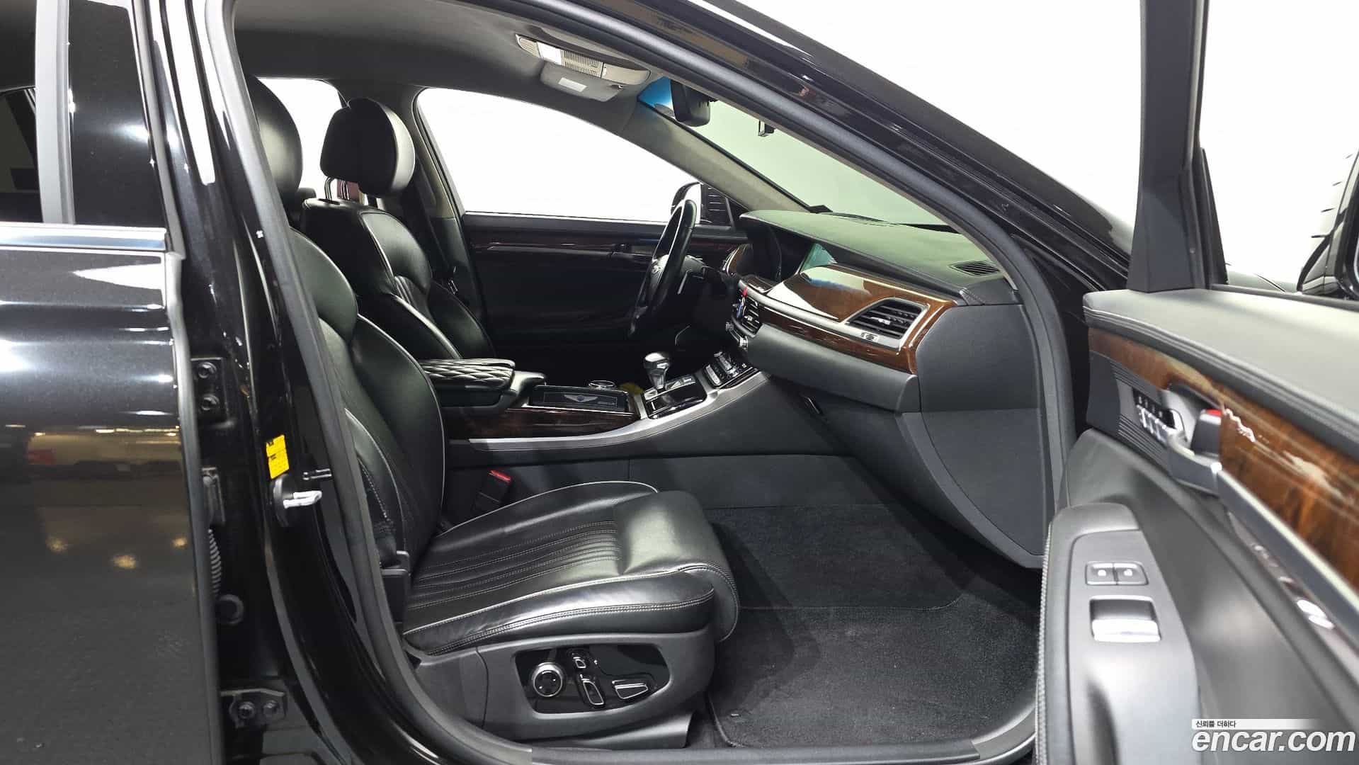 EQ900 Genesis 2017.4-OPTION-015