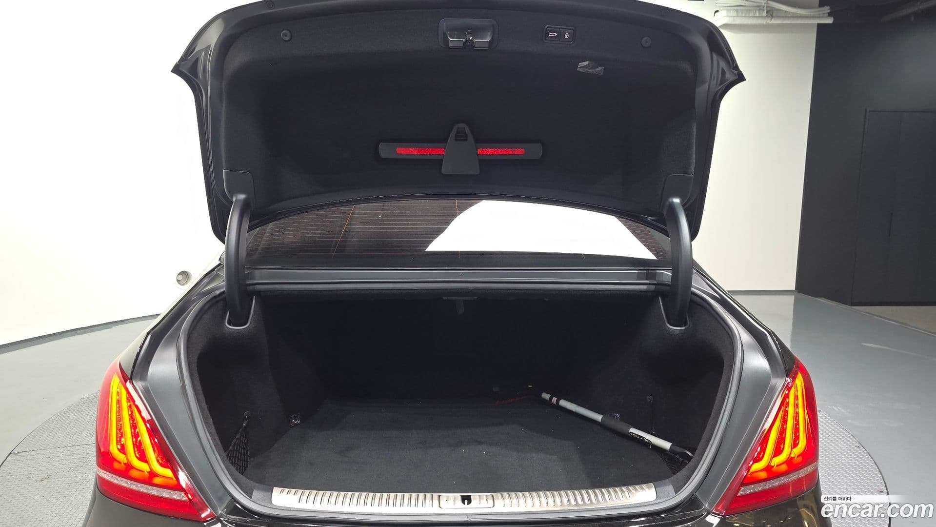 Main__Slider__Photo:EQ900 Genesis 2017.4-19