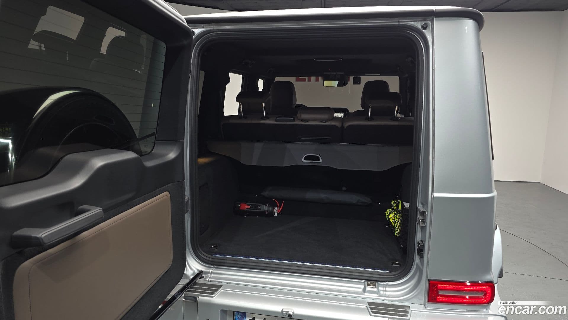 Main__Slider__Photo:G-Class Mercedes-Benz 2024.11-19