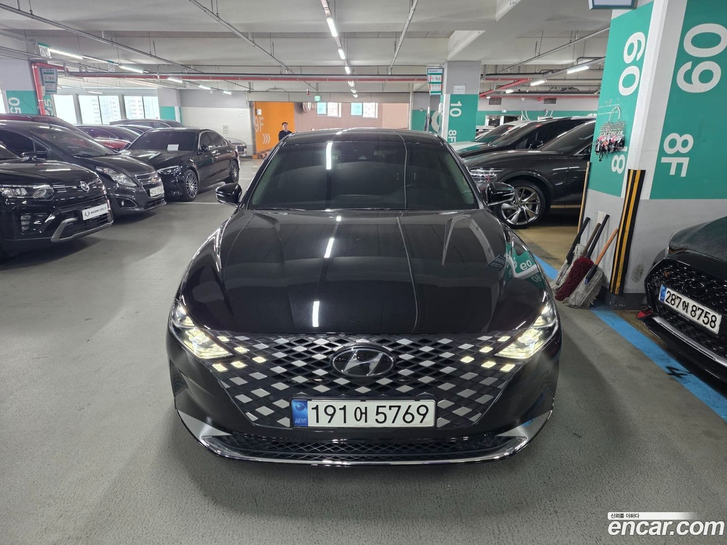 Main__Slider__Photo:Grandeur Hyundai 2021.3-0