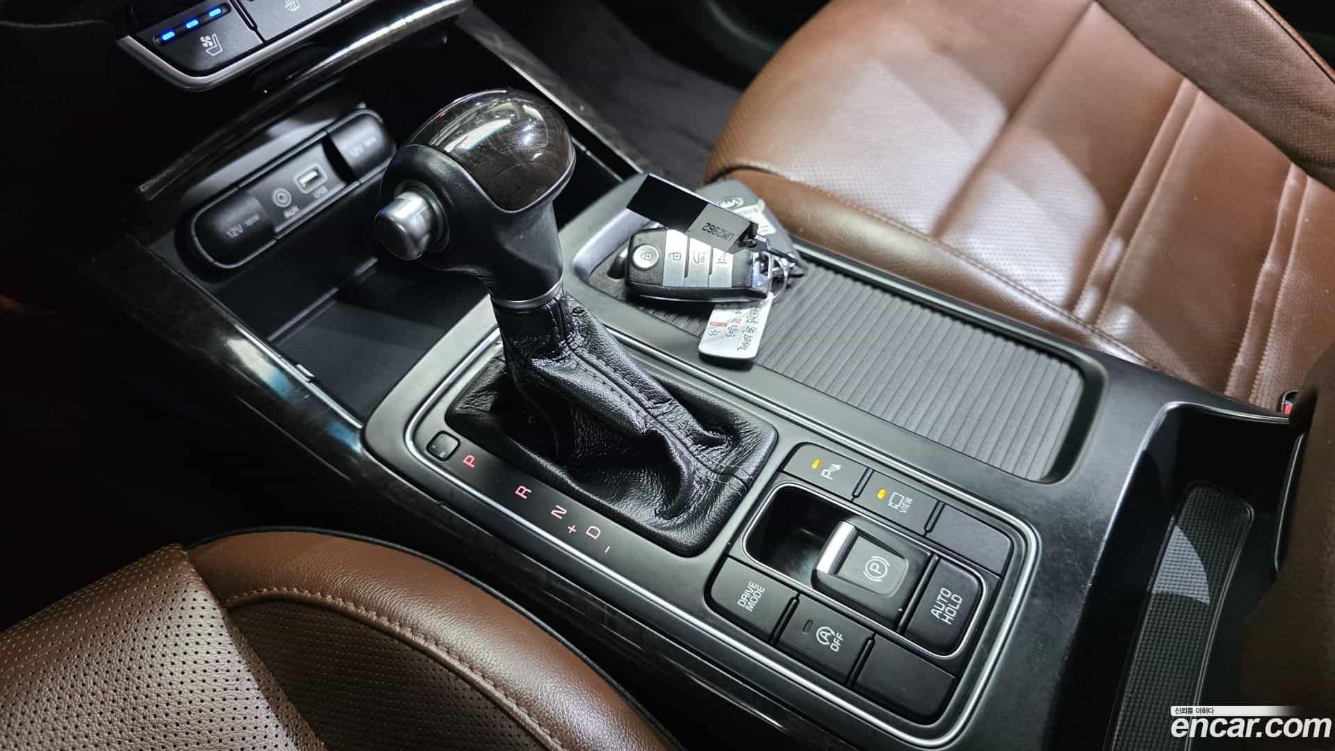 Sorento Kia 2016.3-INNER-009