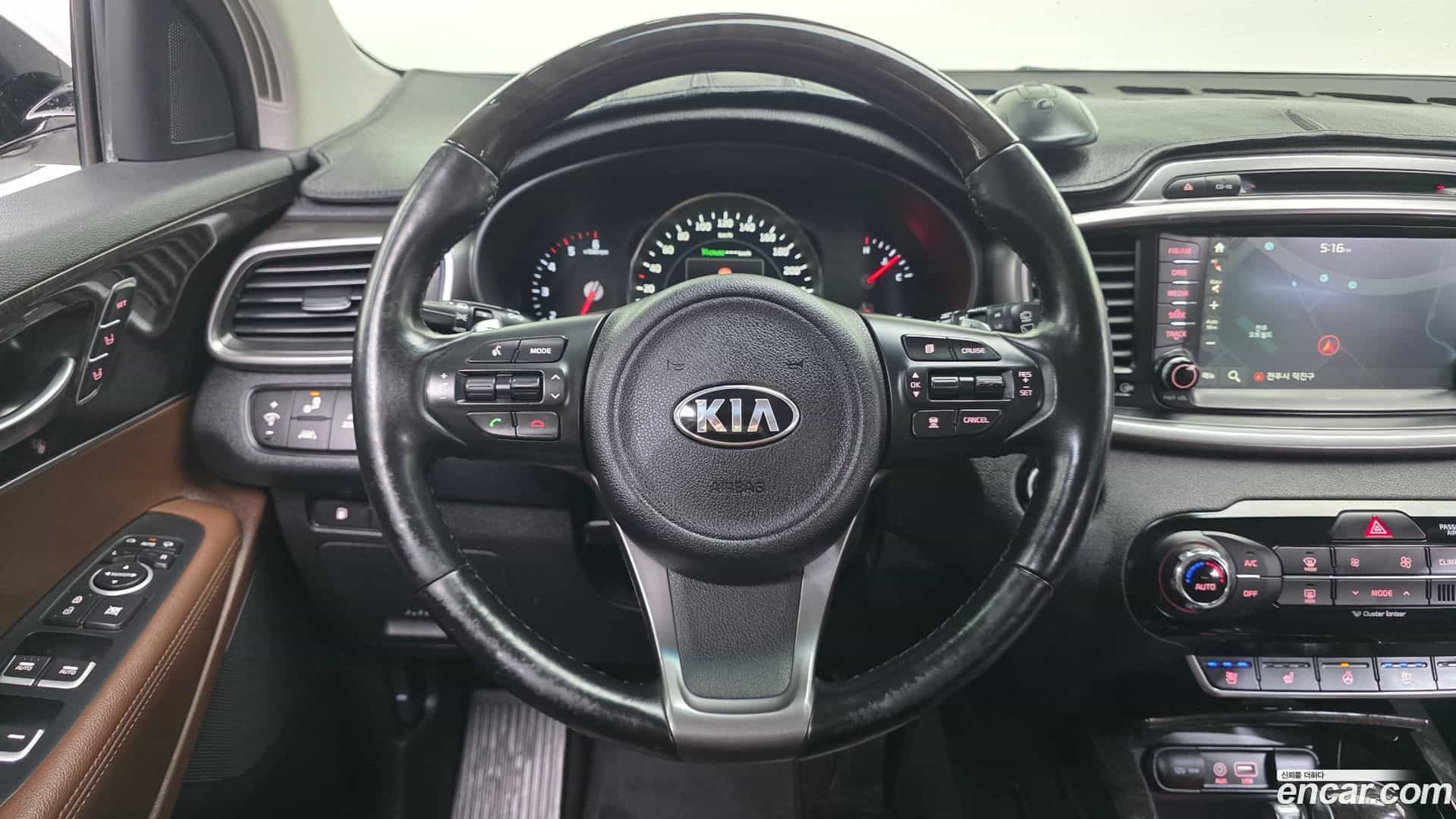 Sorento Kia 2016.3-OPTION-016