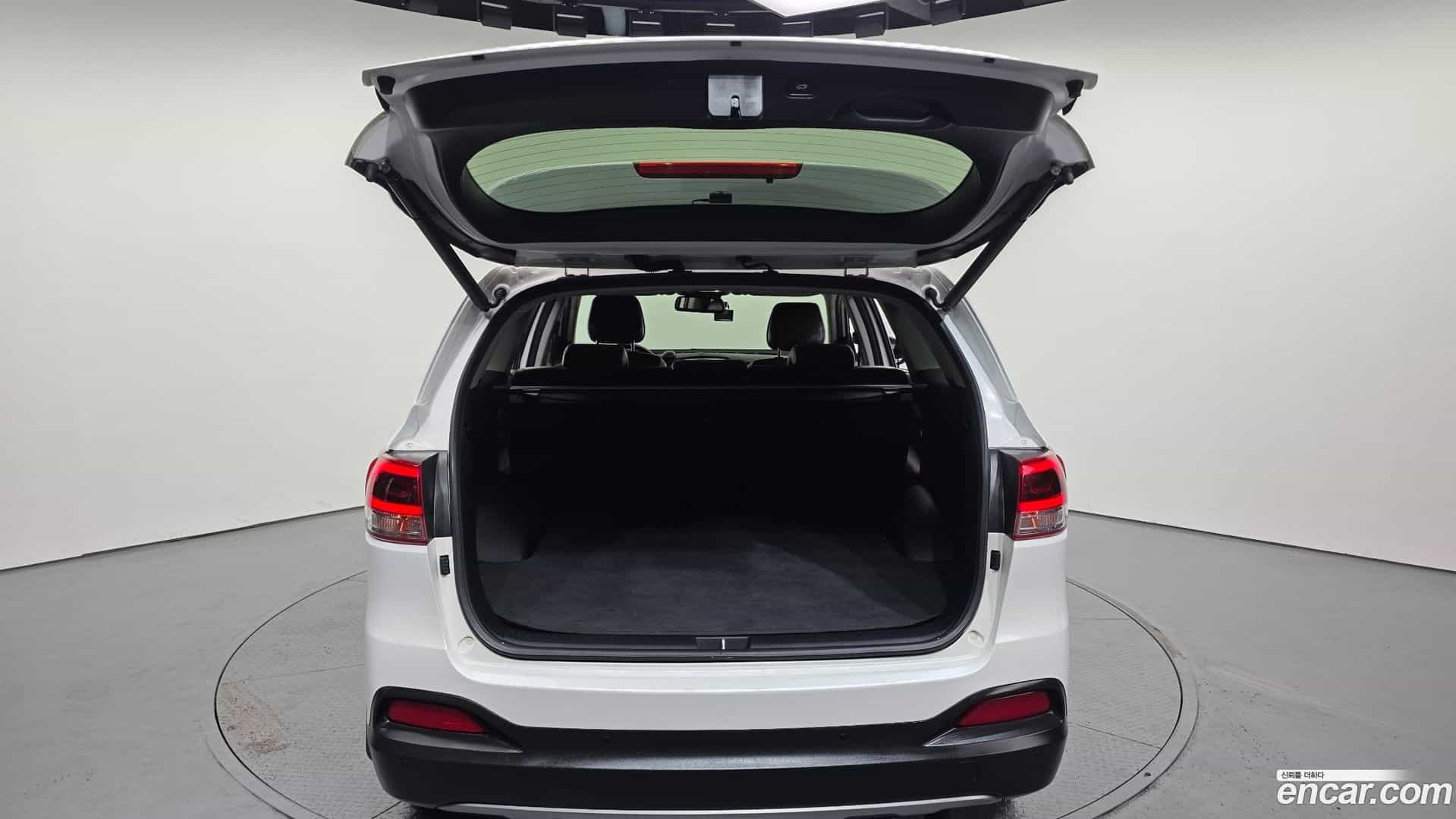 Sorento Kia 2016.3-OPTION-024