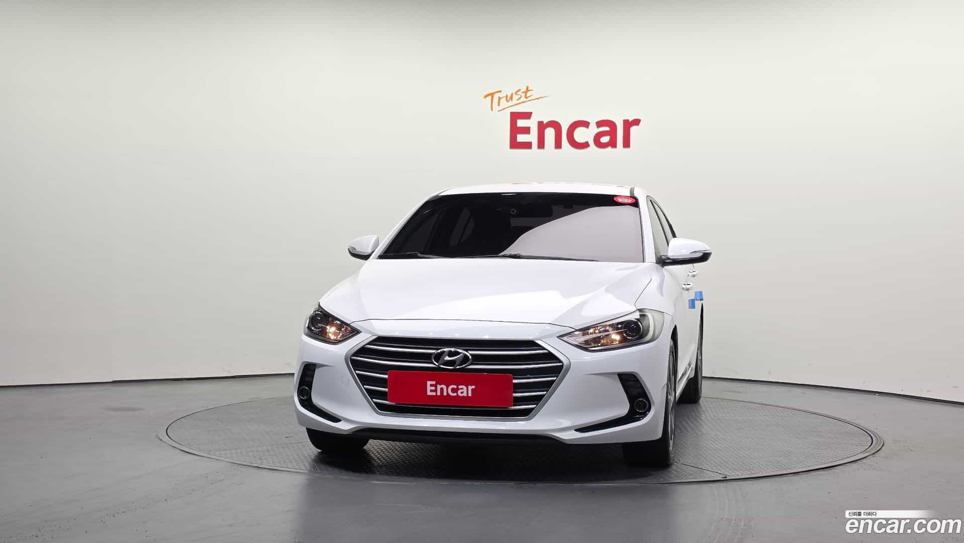 AVANTE Hyundai 2017.9-OUTER-003