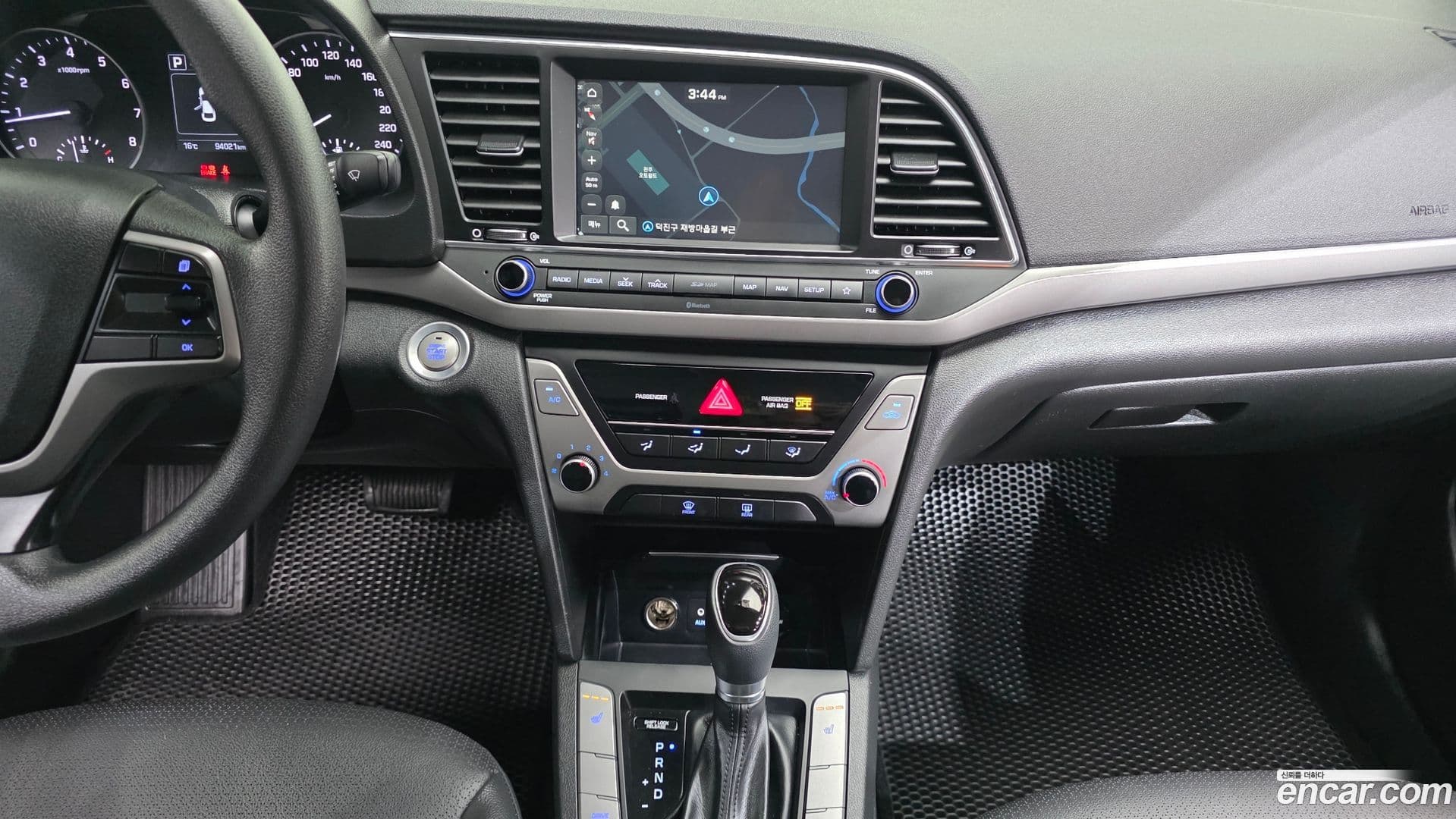 Main__Slider__Photo:AVANTE Hyundai 2017.9-14