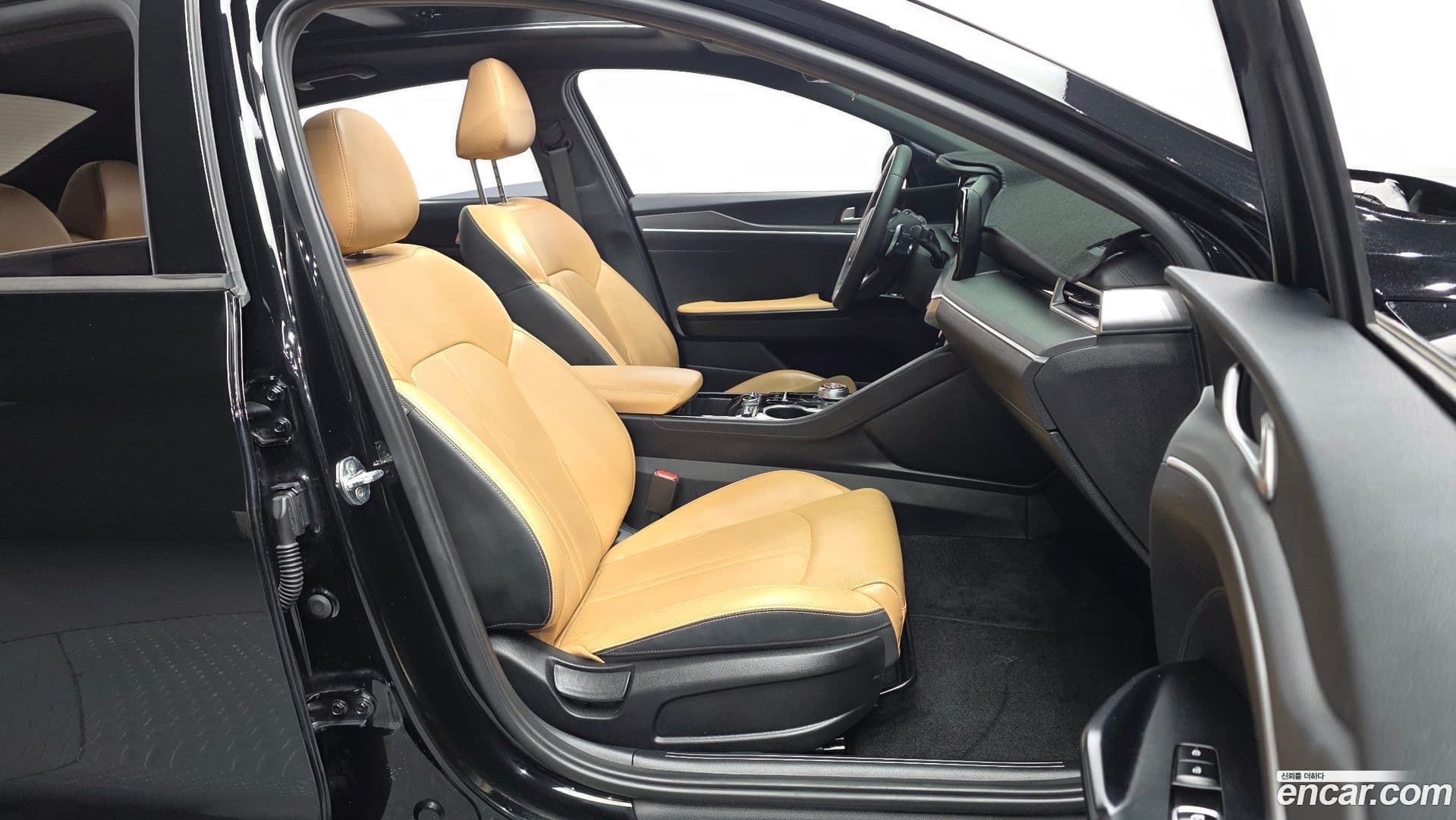 Main__Slider__Photo:K5 Kia 2020.7-10