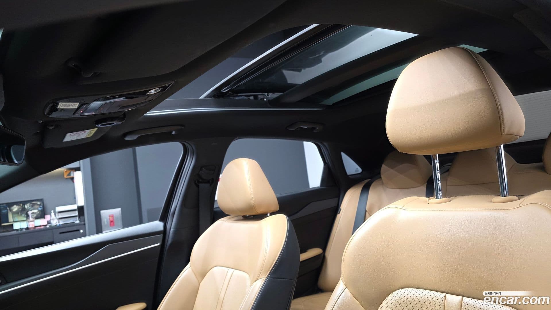 Main__Slider__Photo:K5 Kia 2020.7-18