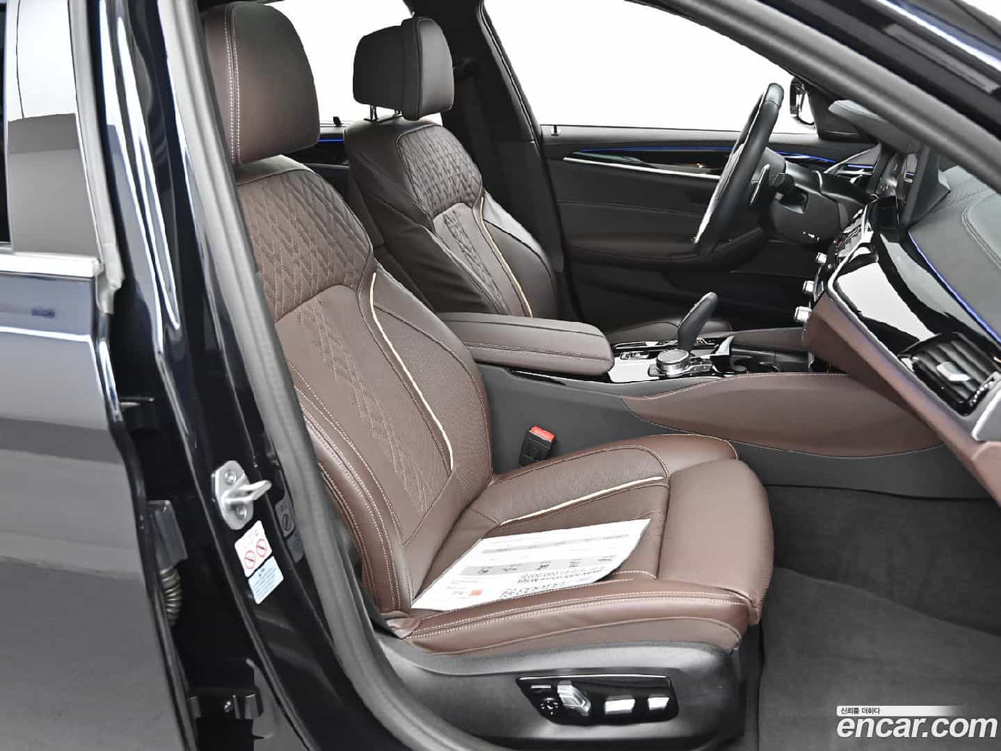 5-Series BMW 2023.4-INNER-010