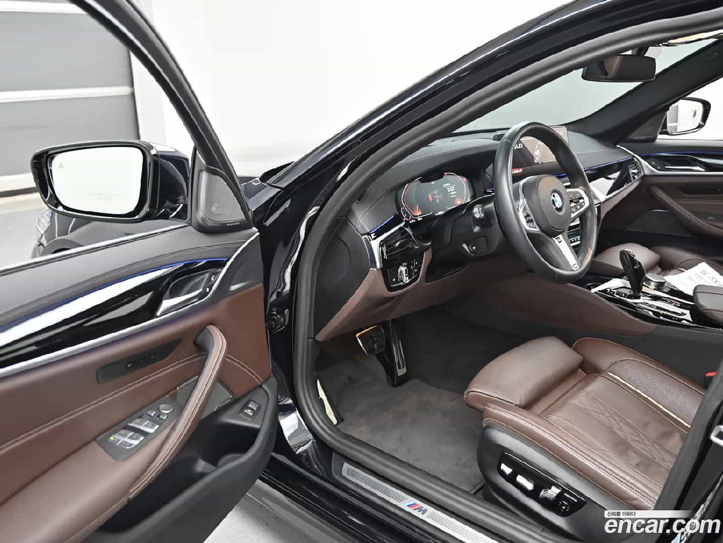 5-Series BMW 2023.4-OPTION-015