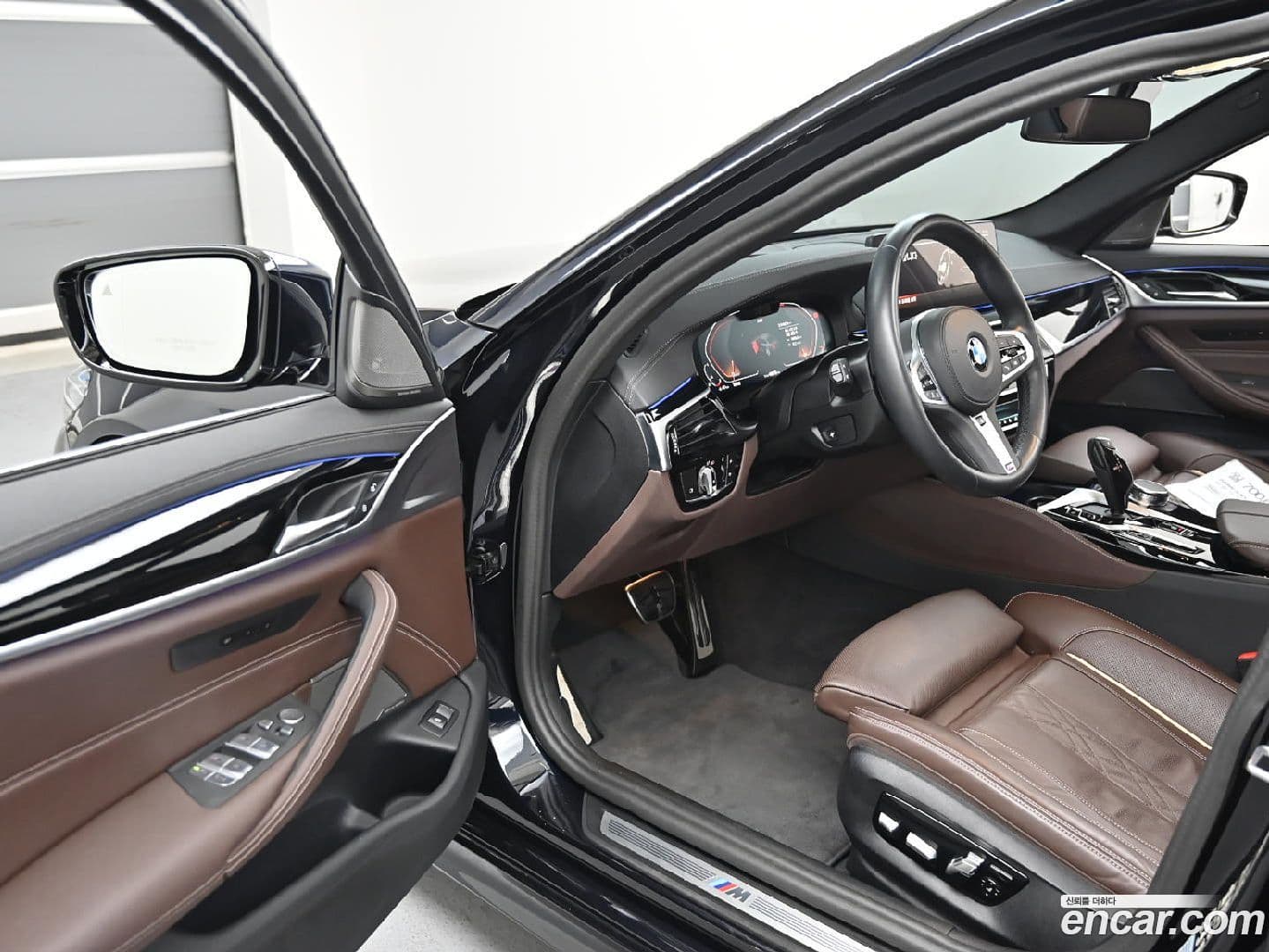 Main__Slider__Photo:5-Series BMW 2023.4-10