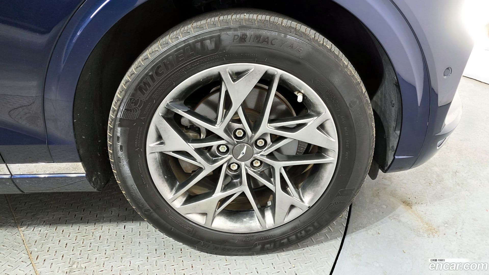 Main__Slider__Photo:GV70 Genesis 2021.2-4