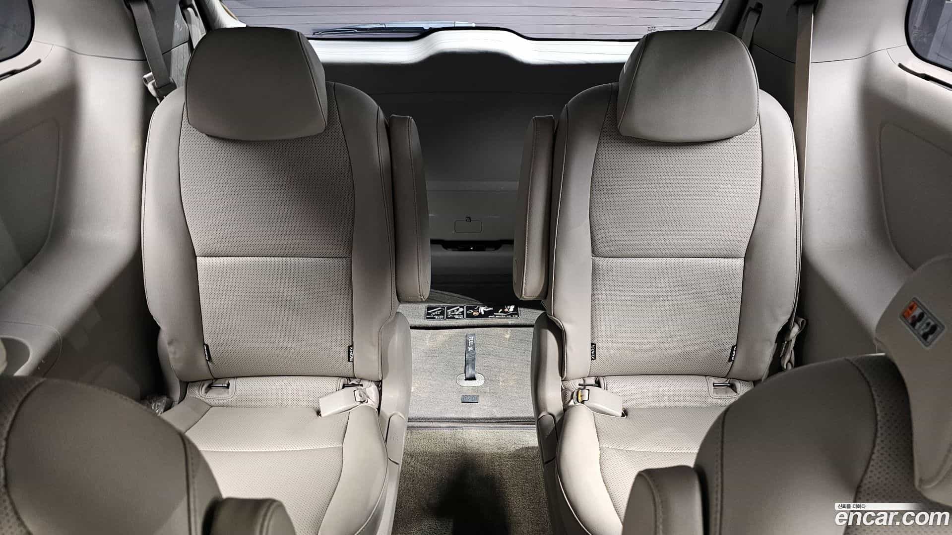 Canival Kia 2018.4-OPTION-016