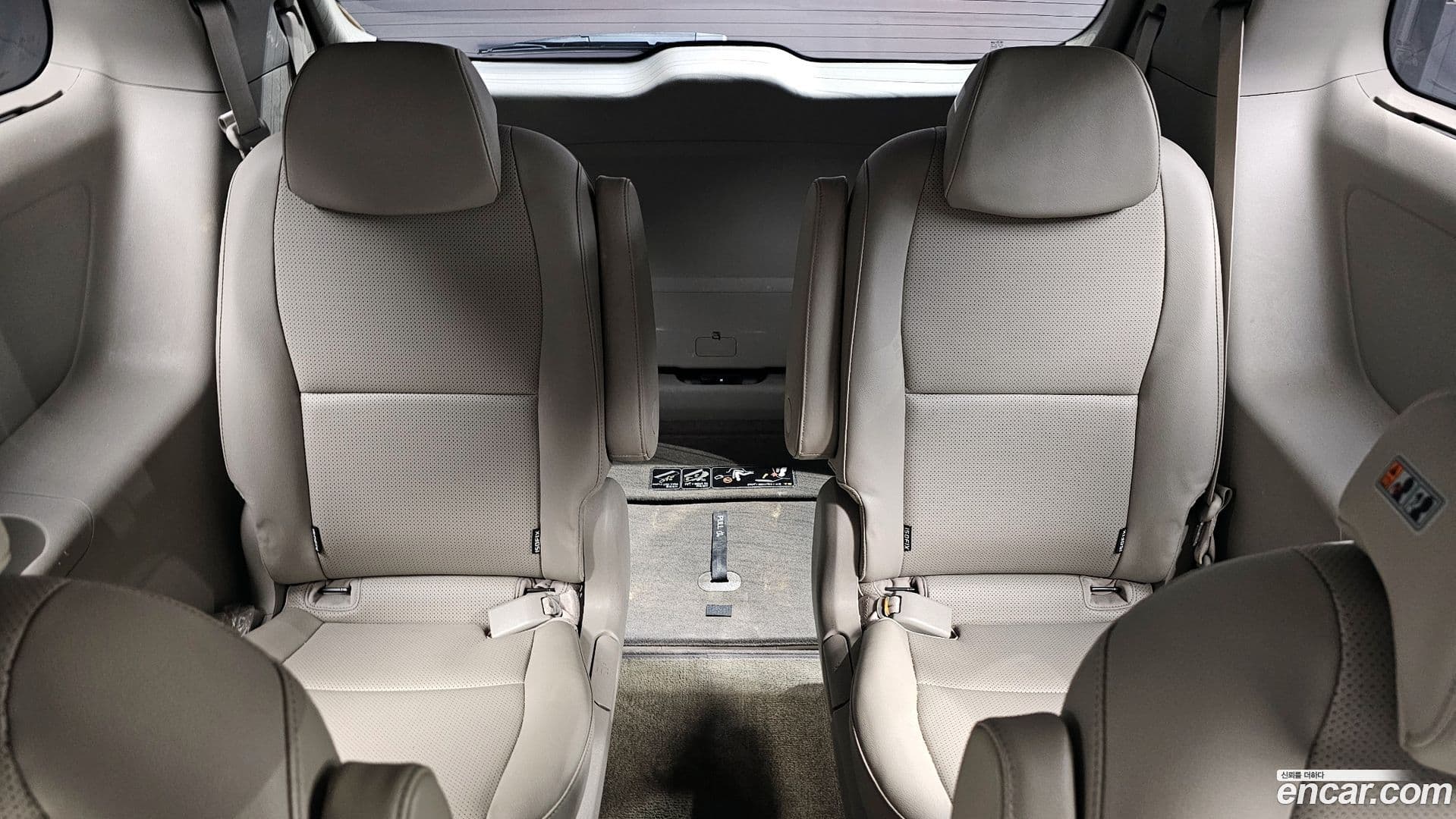 Main__Slider__Photo:Canival Kia 2018.4-11