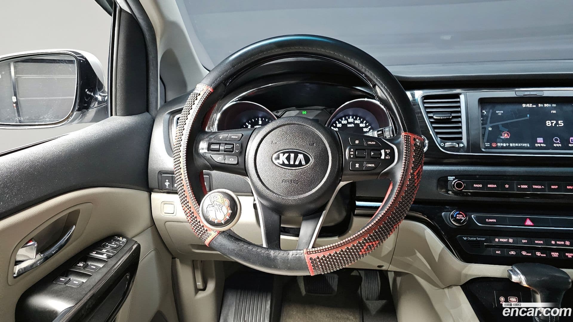 Main__Slider__Photo:Canival Kia 2018.4-13