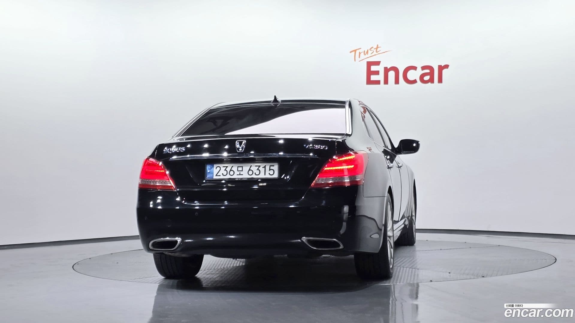 Main__Slider__Photo:Equus Hyundai 2015.1-3