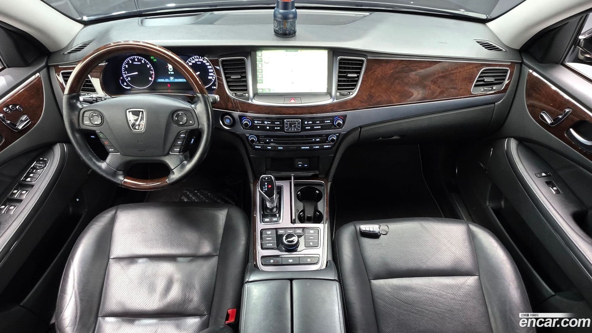 Main__Slider__Photo:Equus Hyundai 2015.1-6