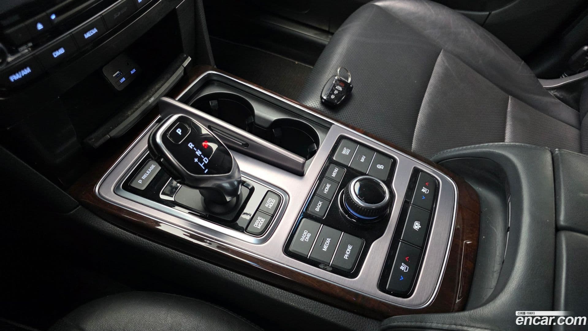Main__Slider__Photo:Equus Hyundai 2015.1-8