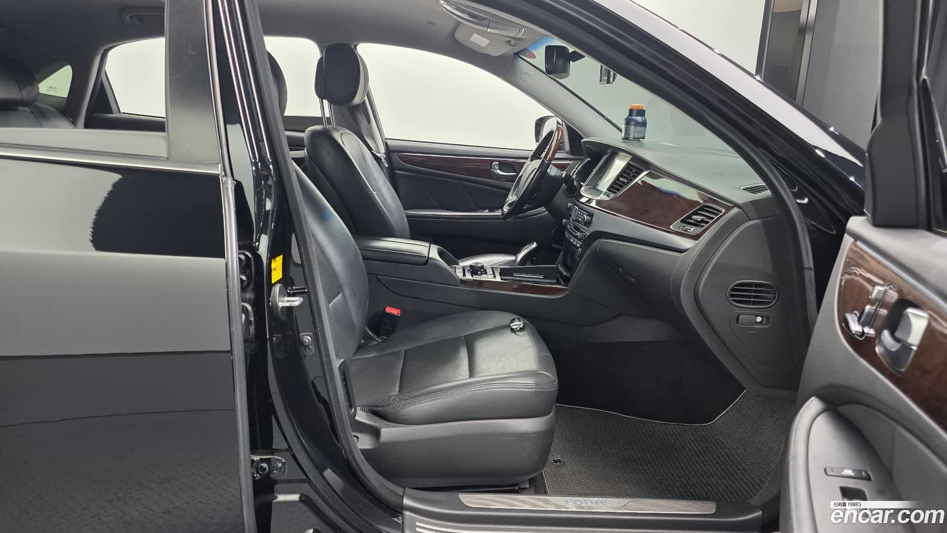 Equus Hyundai 2015.1-INNER-010