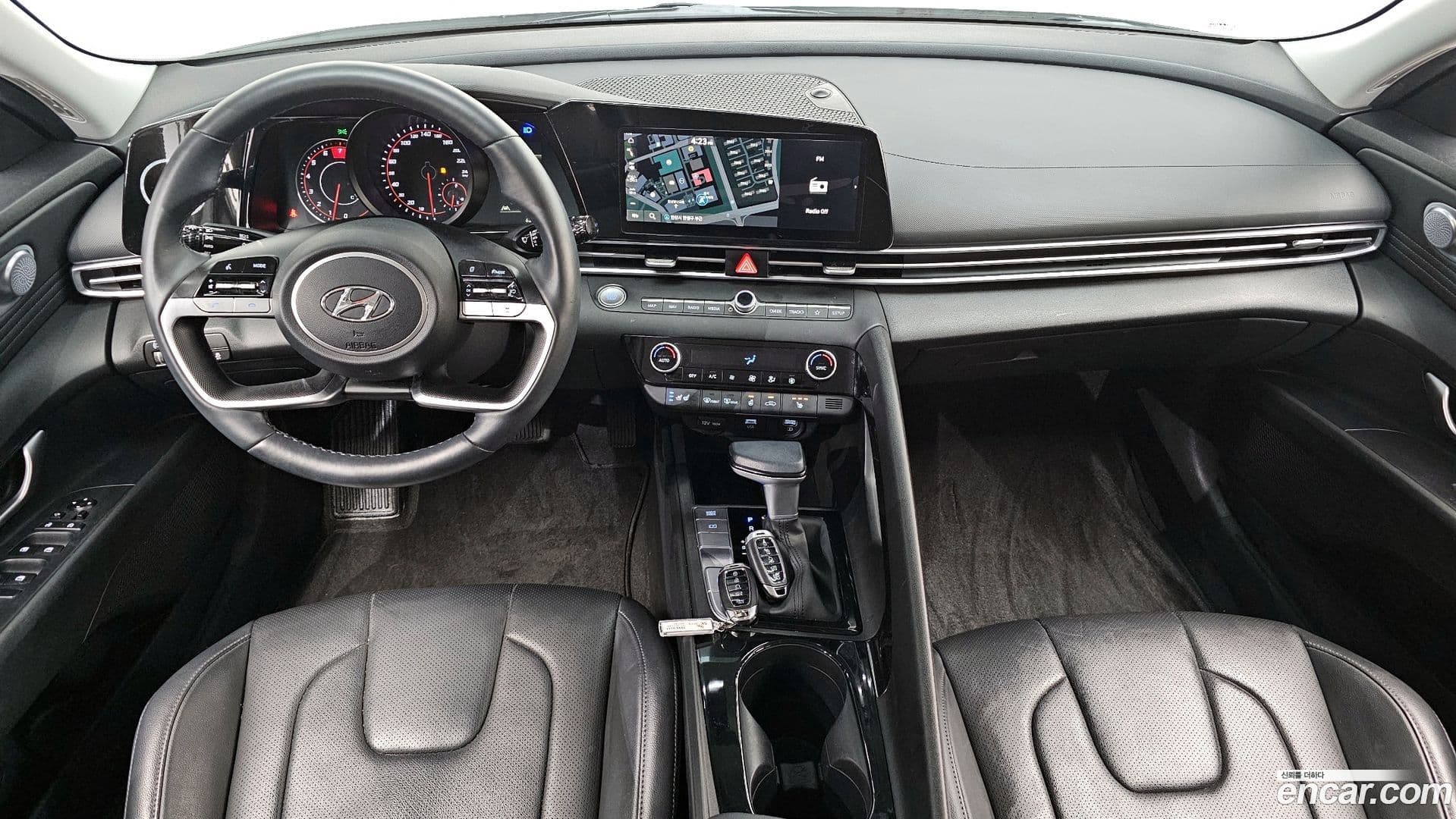 Main__Slider__Photo:AVANTE Hyundai 2022.0-6