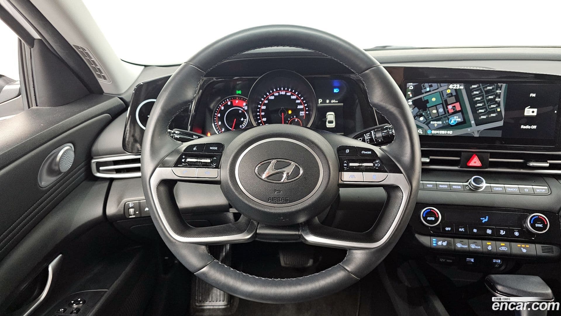 Main__Slider__Photo:AVANTE Hyundai 2022.0-12