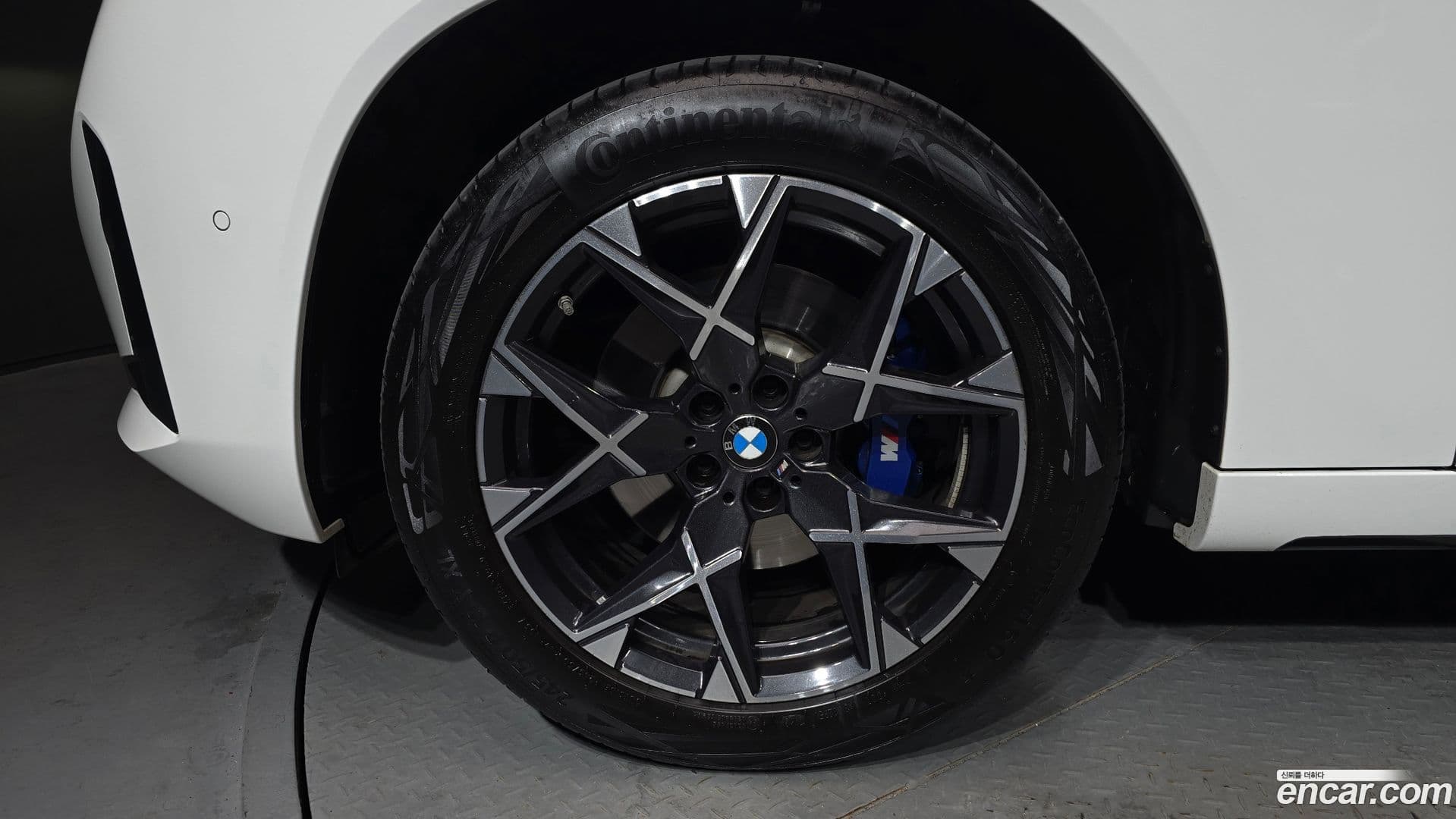 Main__Slider__Photo:X3 BMW 2025.2-4