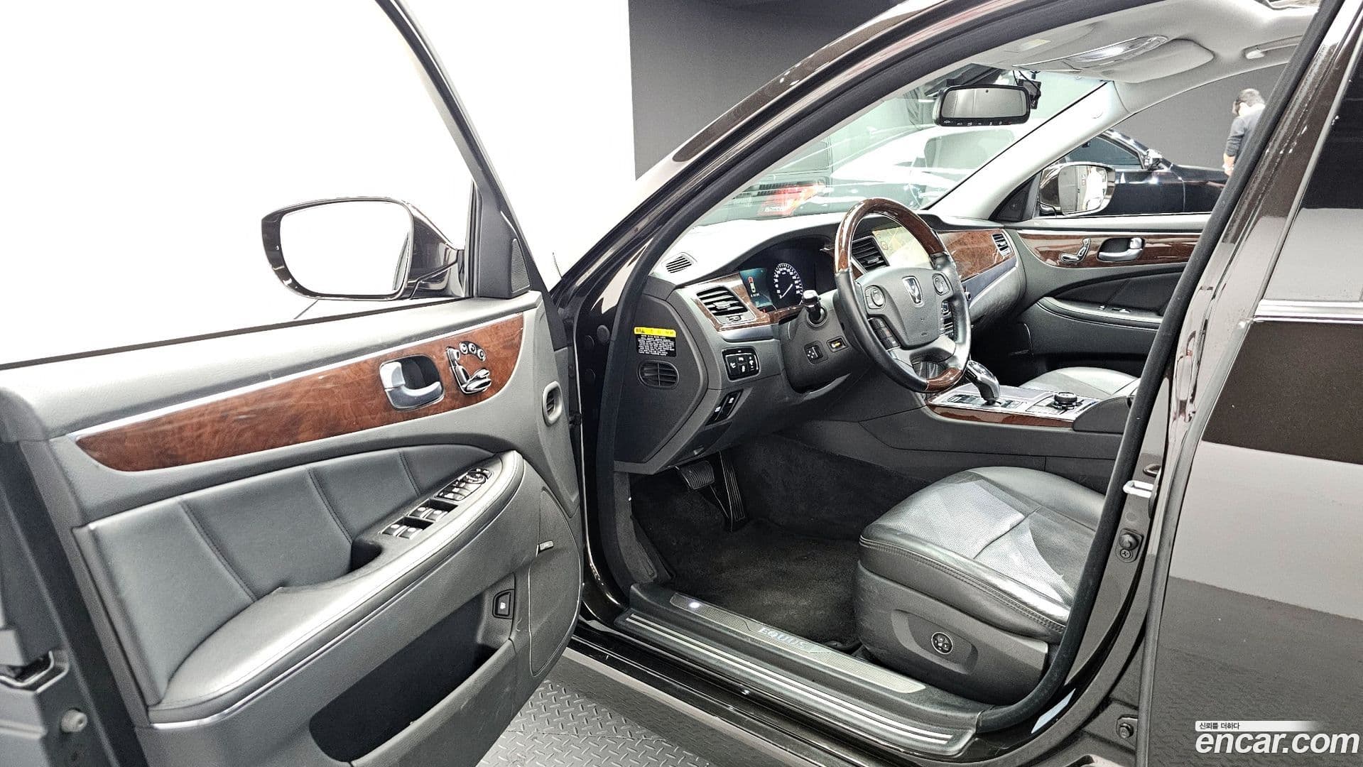 Main__Slider__Photo:Equus Hyundai 2012.11-10