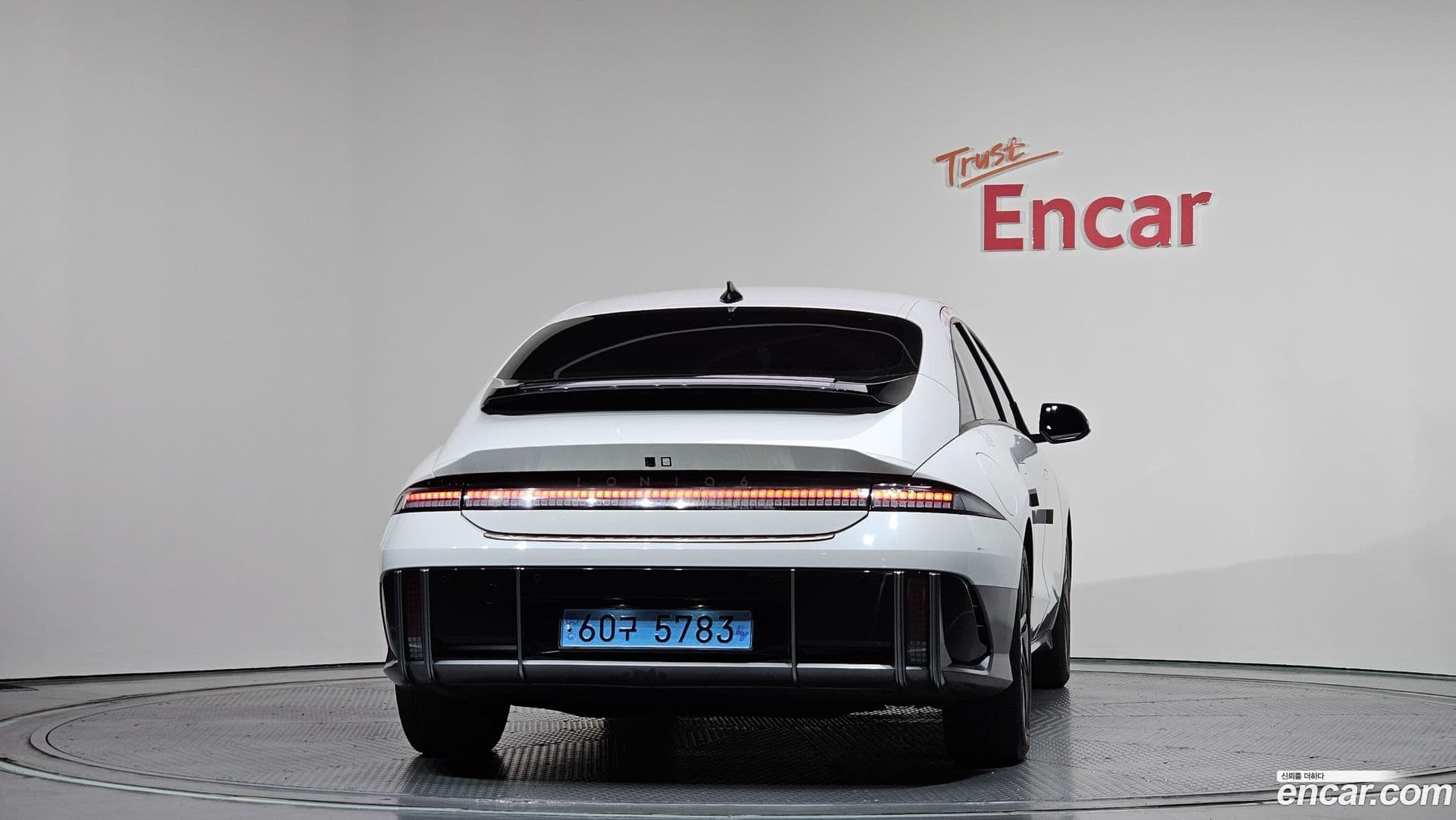 Main__Slider__Photo:Ioniq6 Hyundai 2022.8-3