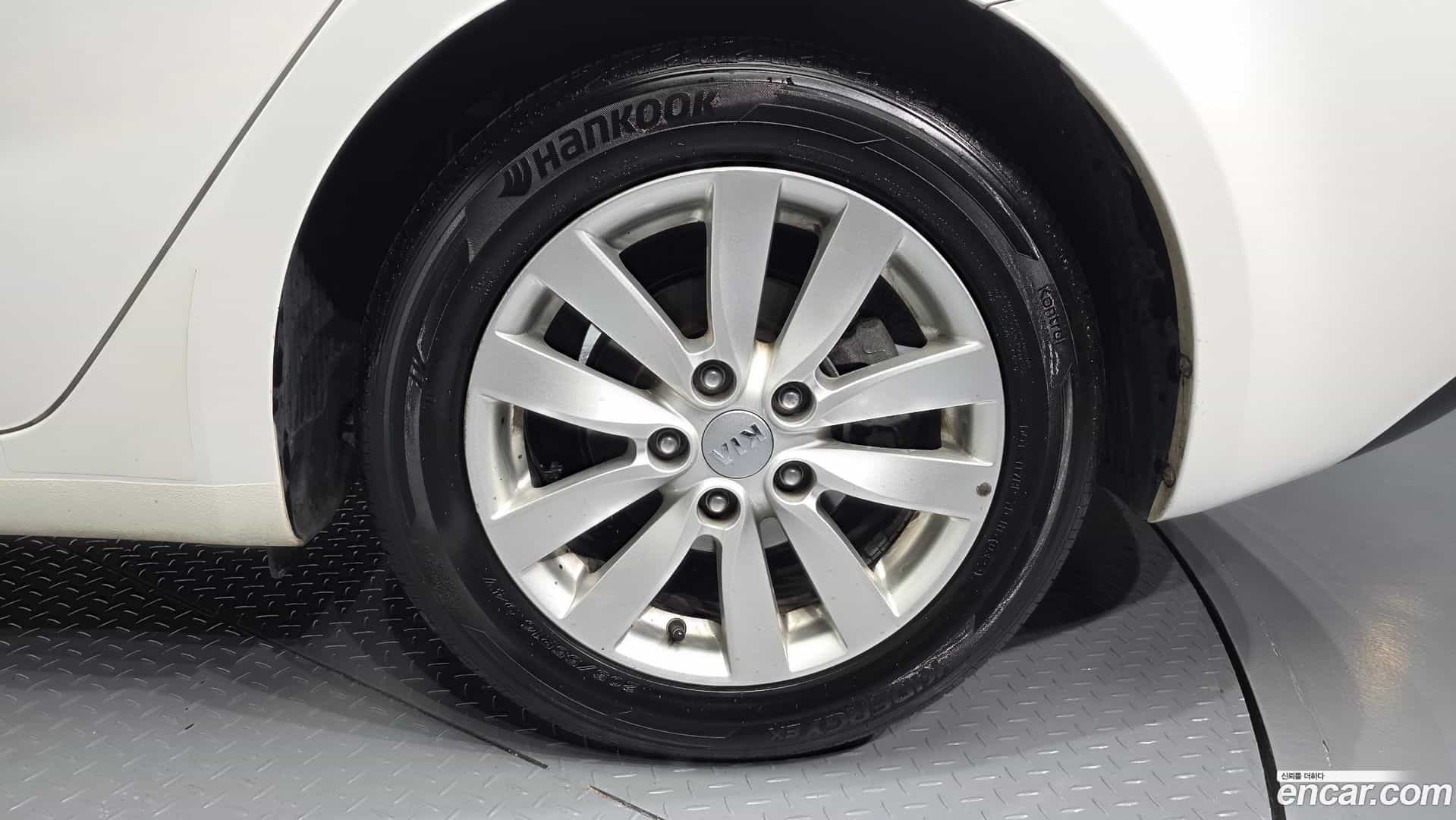 K3 Kia 2013.1-OUTER-005