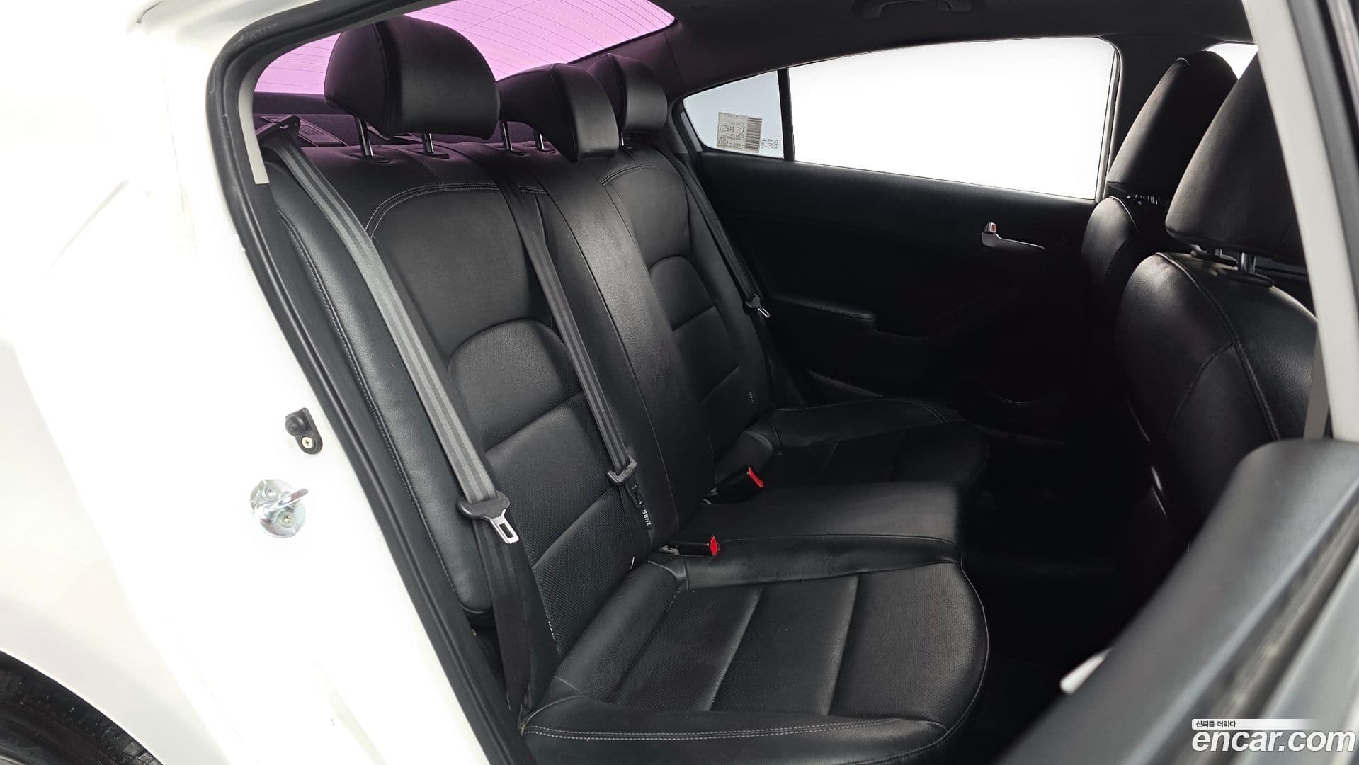 Main__Slider__Photo:K3 Kia 2013.1-11