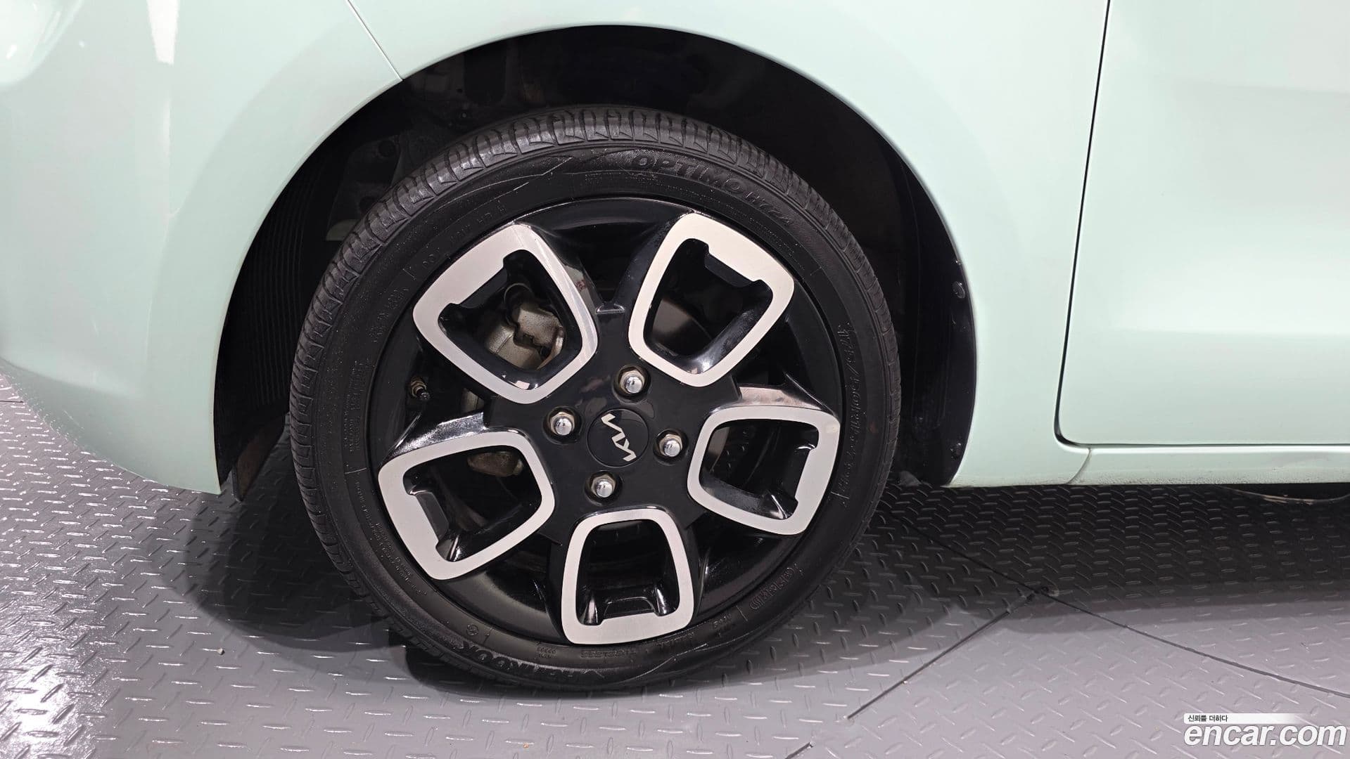 Main__Slider__Photo:RAY Kia 2021.10-4