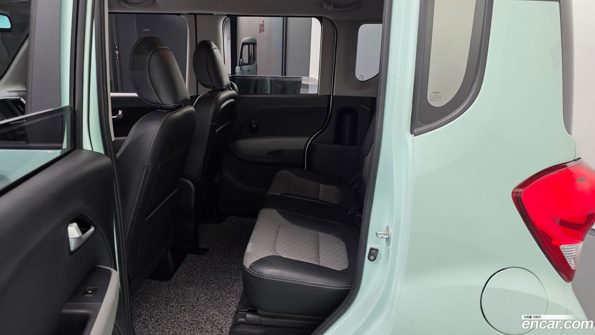 Main__Slider__Photo:RAY Kia 2021.10-12