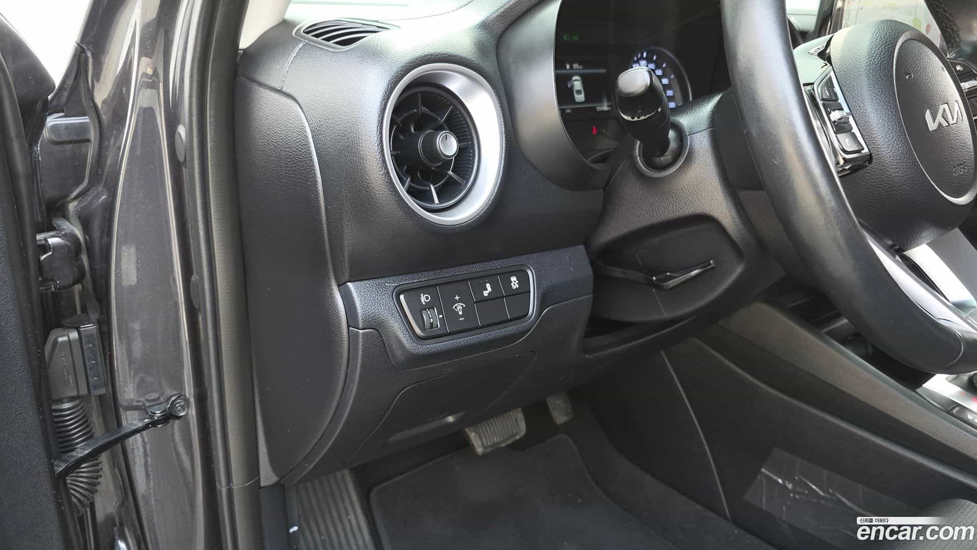 K3 Kia 2022.1-OPTION-017