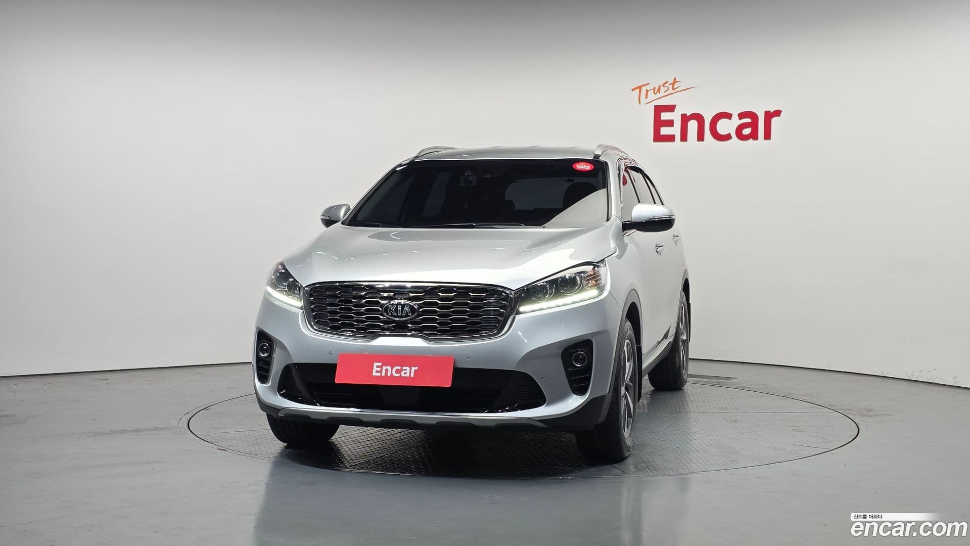 Main__Slider__Photo:Sorento Kia 2019.2-2