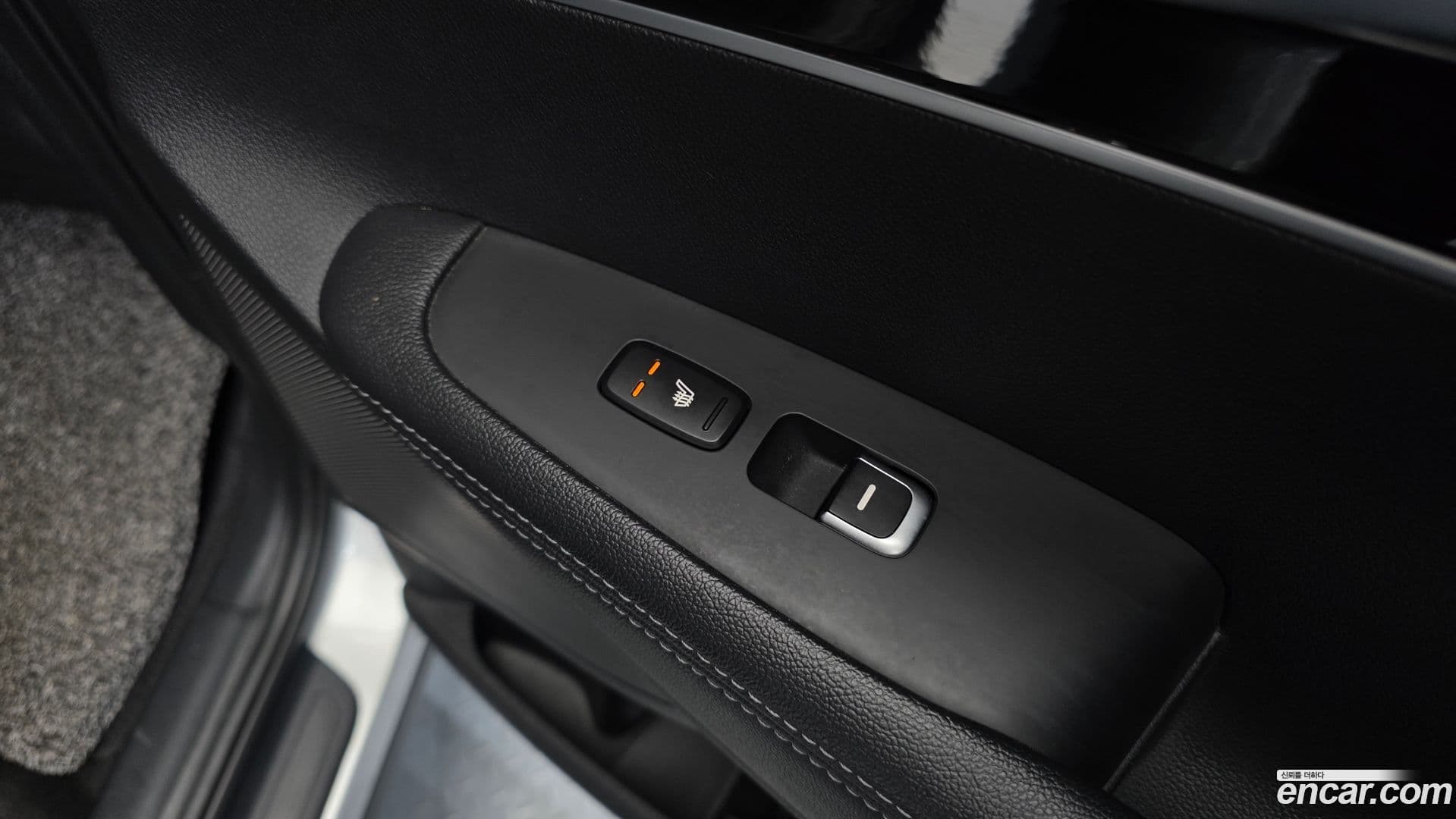 Main__Slider__Photo:Sorento Kia 2019.2-18