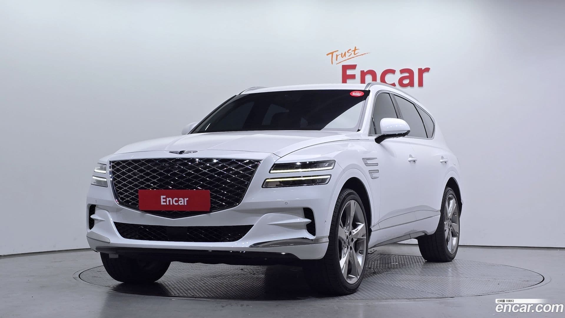 Main__Slider__Photo:GV80 Genesis 2023.8-0