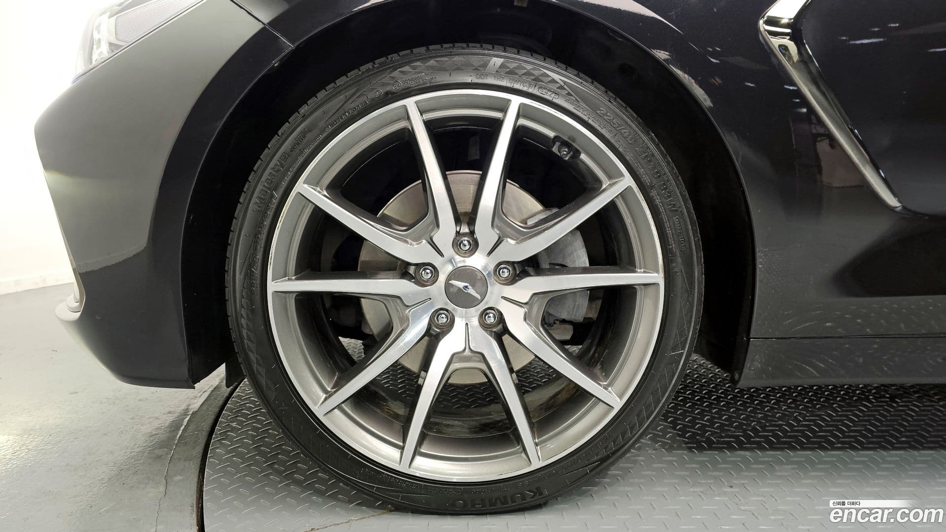 Main__Slider__Photo:G70 Genesis 2018.8-4