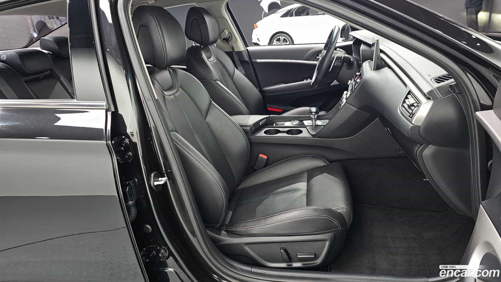 G70 Genesis 2018.8-INNER-010