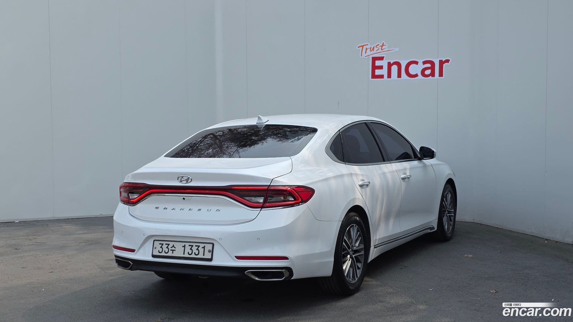 Main__Slider__Photo:Grandeur Hyundai 2017.1-1