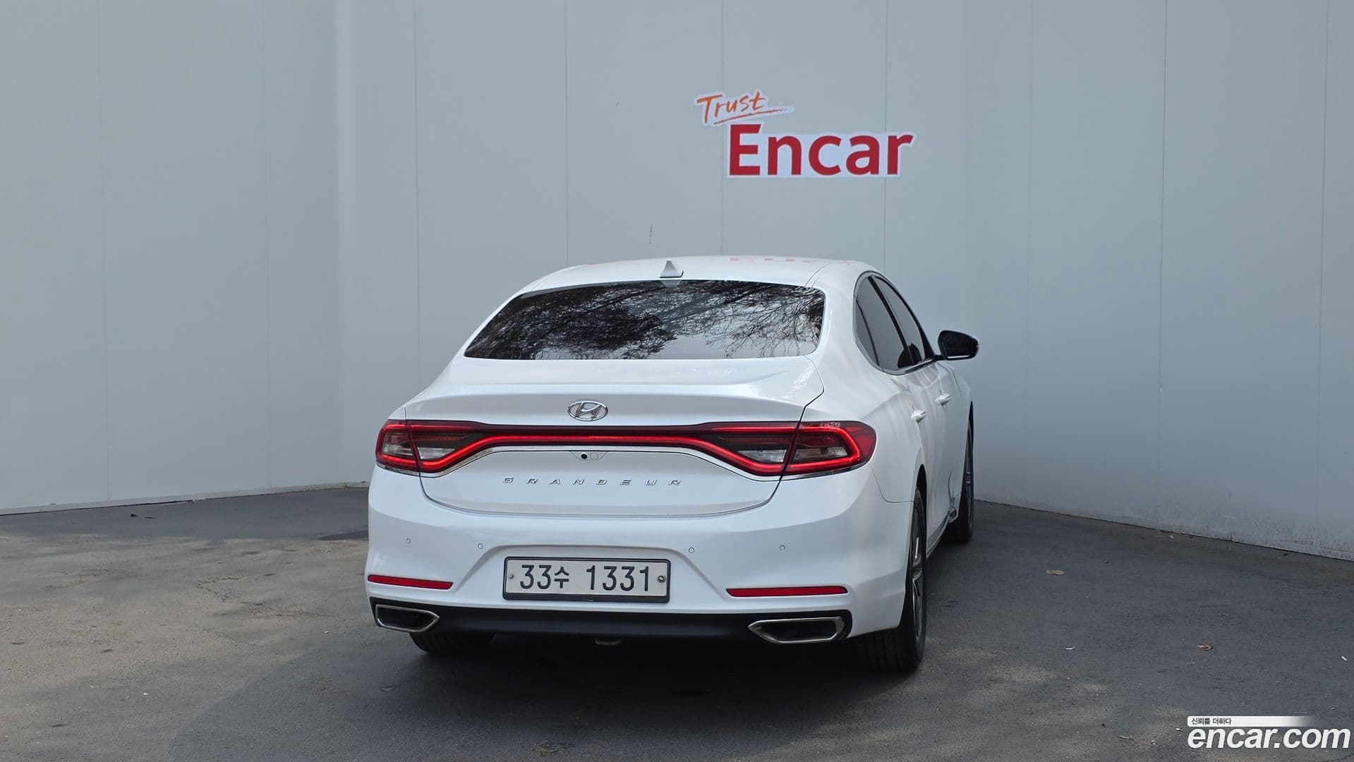 Main__Slider__Photo:Grandeur Hyundai 2017.1-3