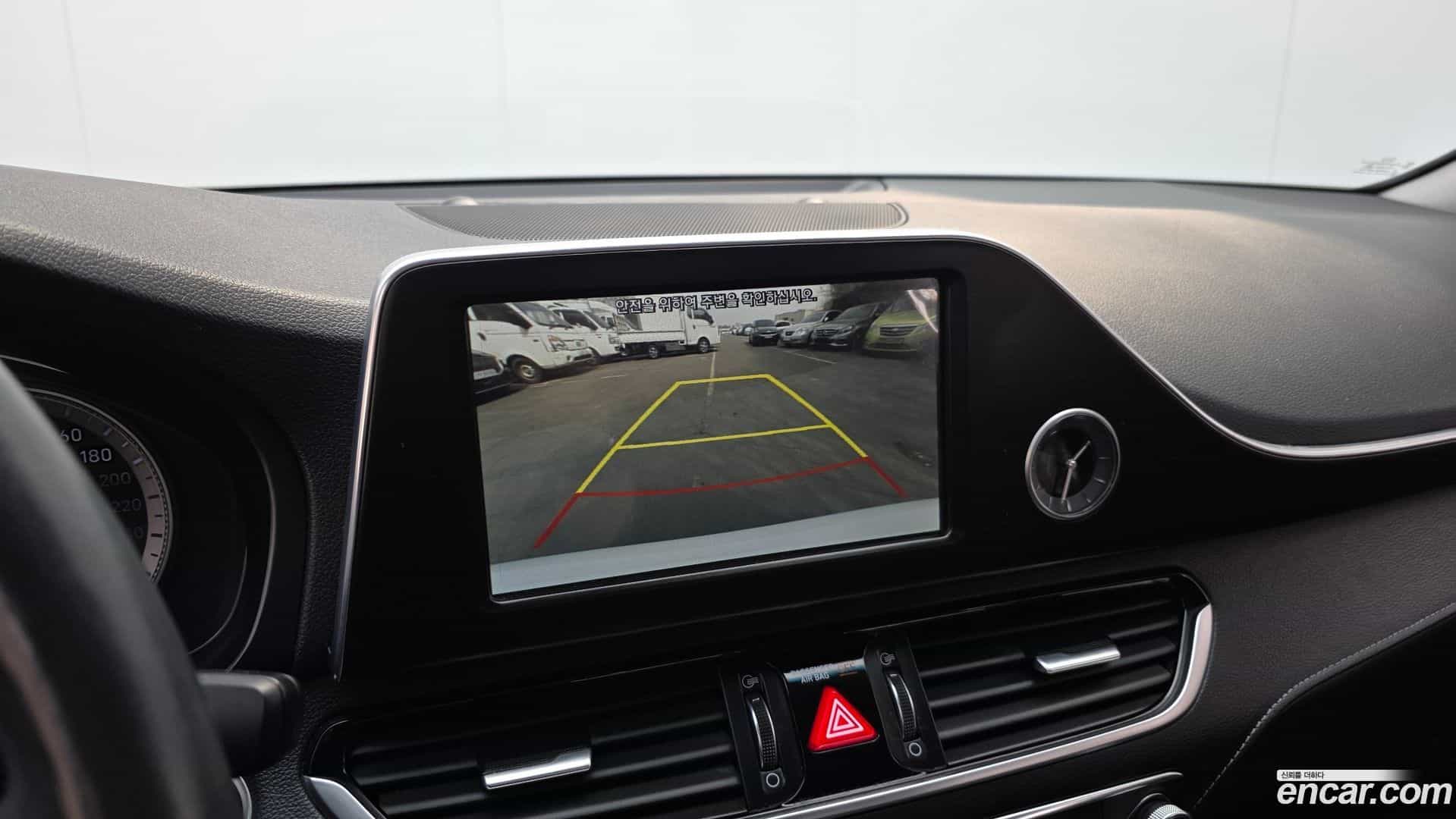 Grandeur Hyundai 2017.1-OPTION-020