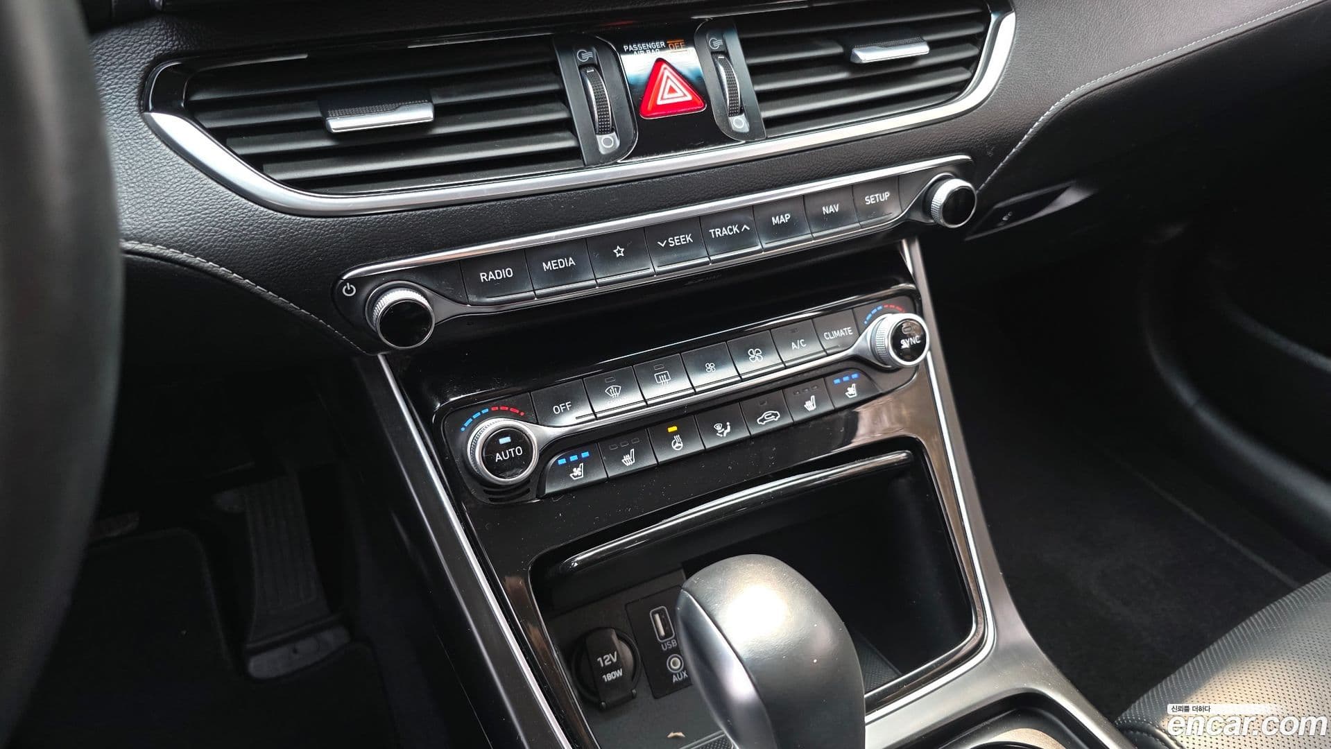 Main__Slider__Photo:Grandeur Hyundai 2017.1-16