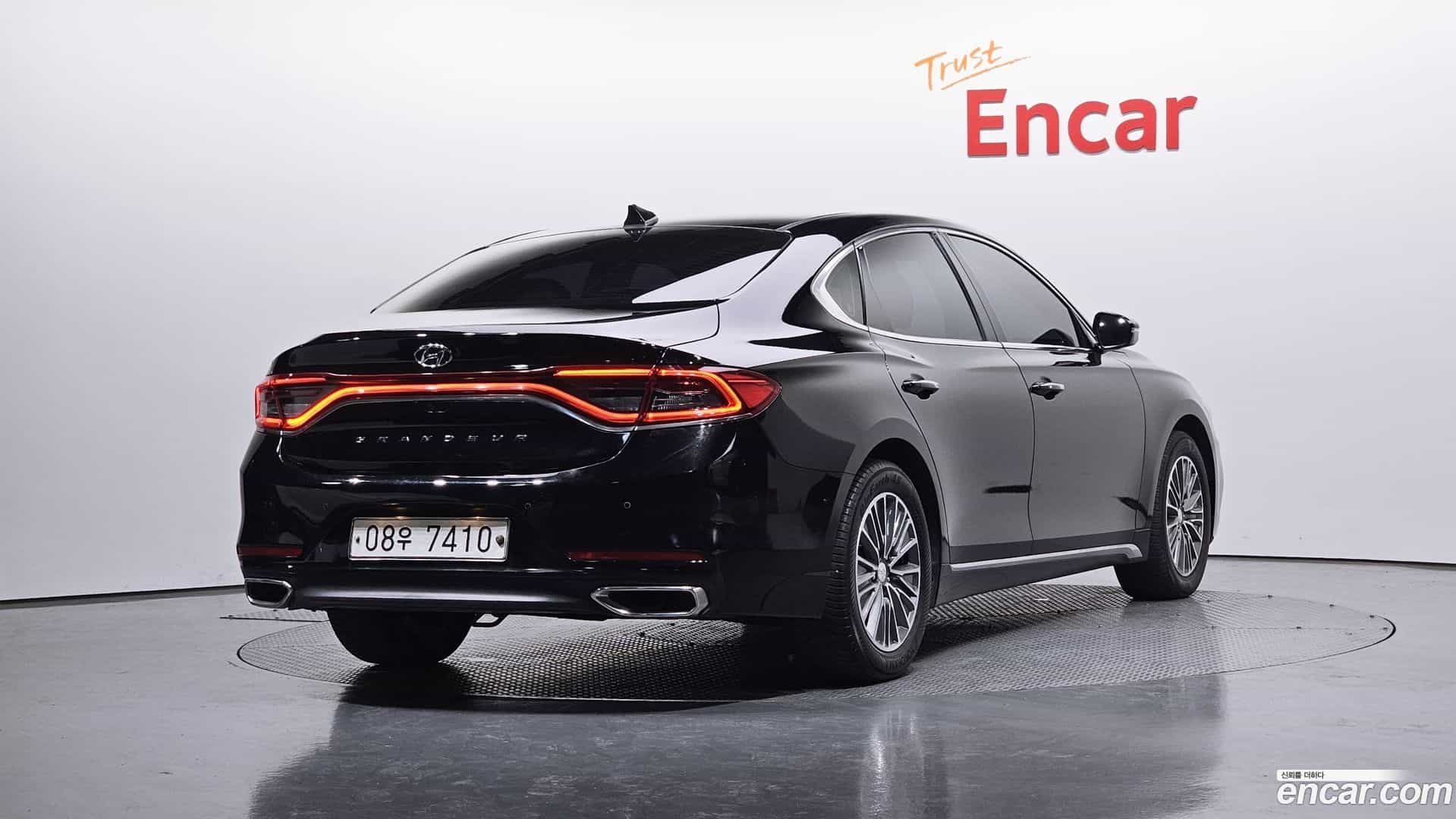 Grandeur Hyundai 2017.6-OUTER-002